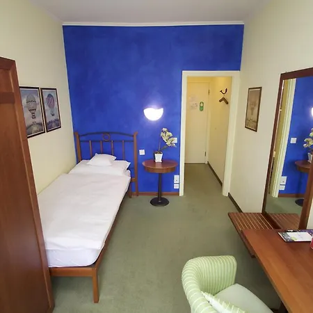 Schiff-battello Otel Ascona