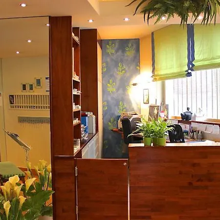 Schiff-battello Hotel