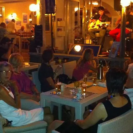 Hotel Schiff-battello 3*
